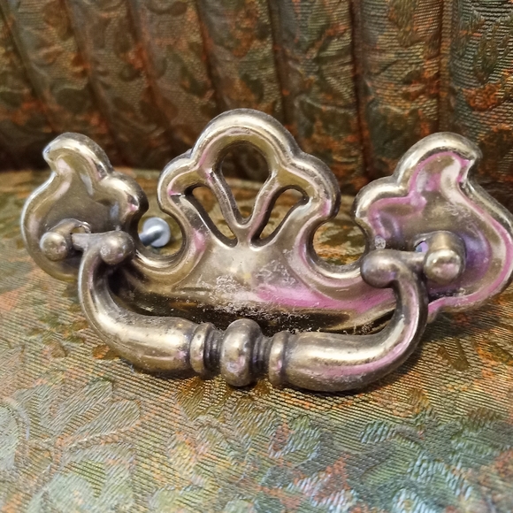 Vintage brass French American Dresser pulls - Picture 15 of 16